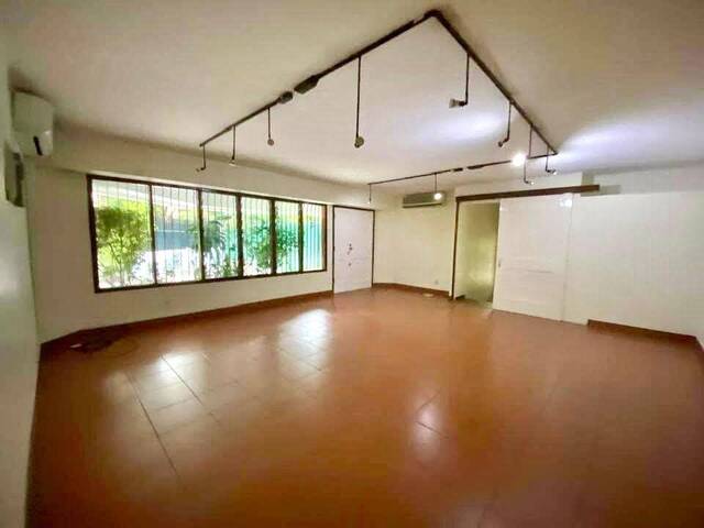 #14 - Casa para Arrendamento em Maputo - Maputo