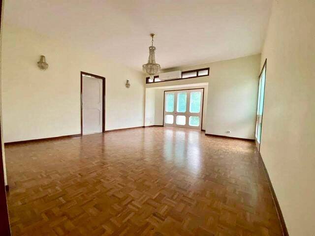 #14 - Casa para Arrendamento em Maputo - Maputo