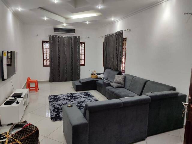 #36 - Casa para Arrendamento em Maputo - Maputo