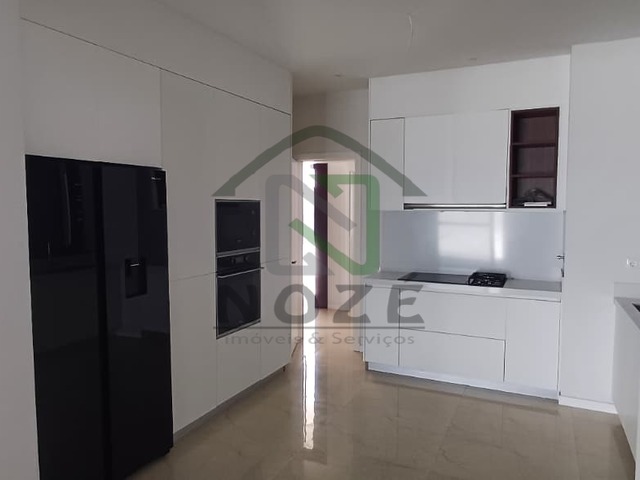Casa para Arrendamento em Maputo - 2